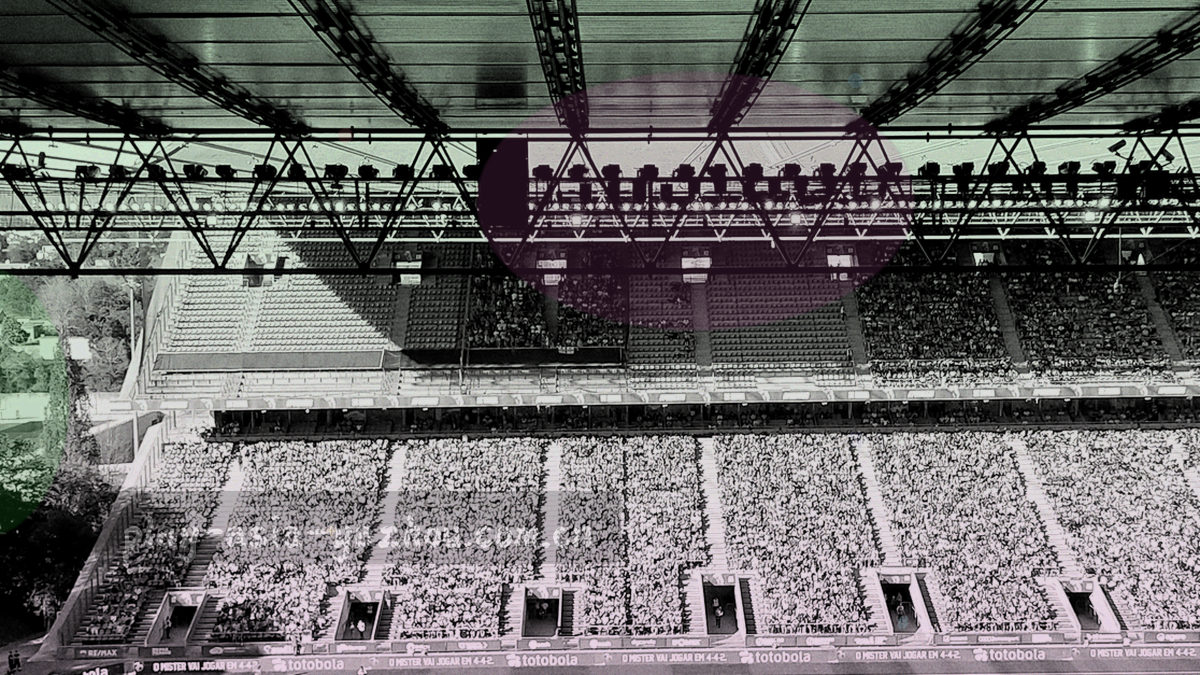 射门轨迹光绘，冷色主调，轨迹线叠加在空白场地上